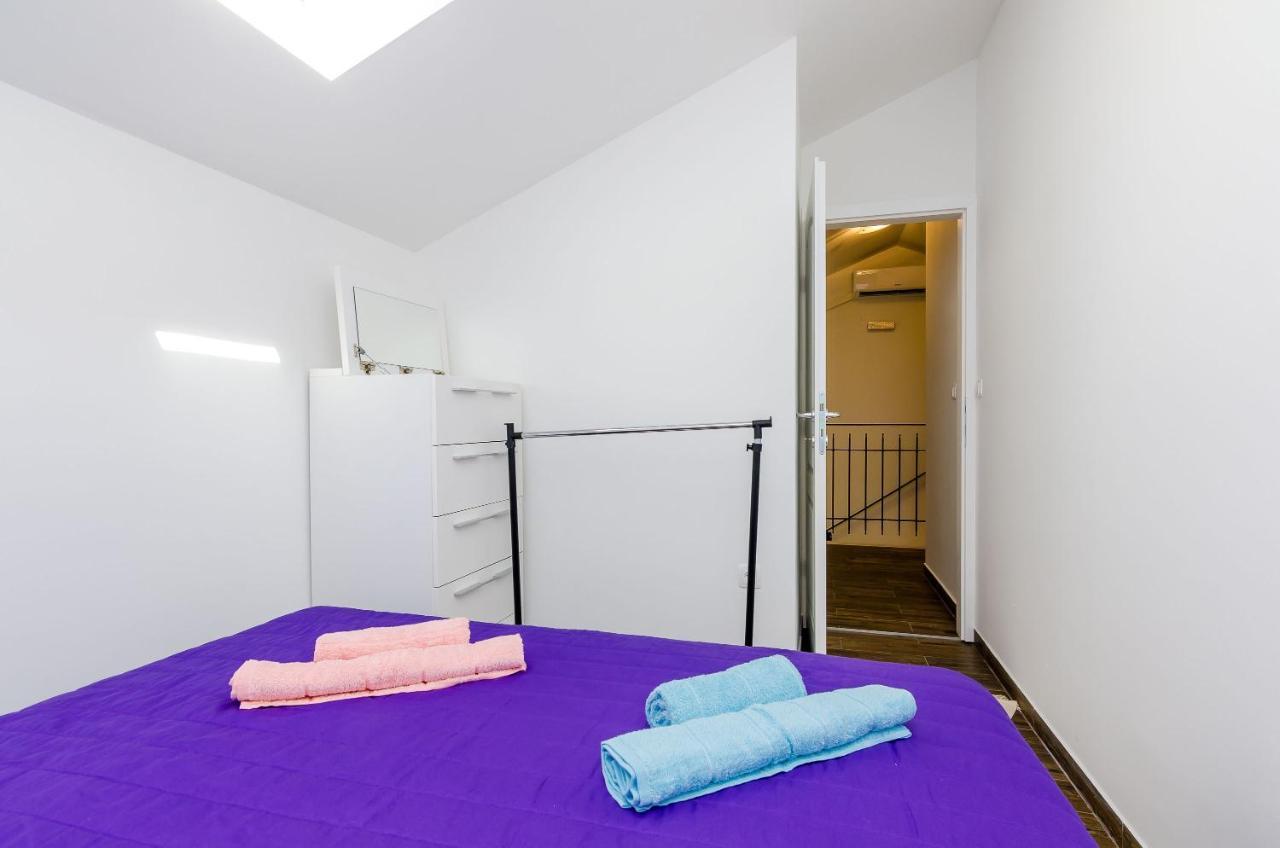 Holiday Home Barbara Ston Esterno foto